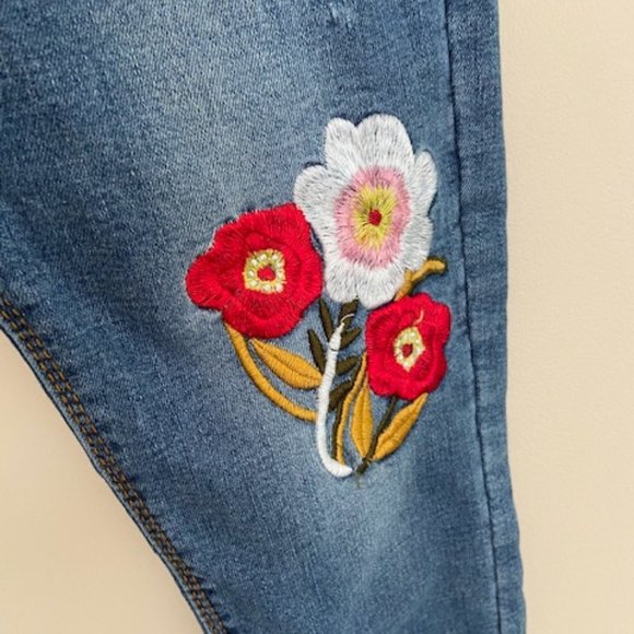 Denim Embroidered Jeans - Picture 4 of 4